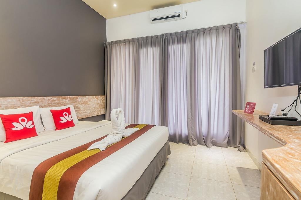 Zen Rooms Denpasar Mertasari Buitenkant foto