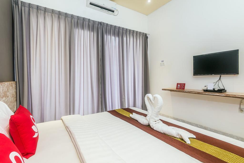 Zen Rooms Denpasar Mertasari Buitenkant foto