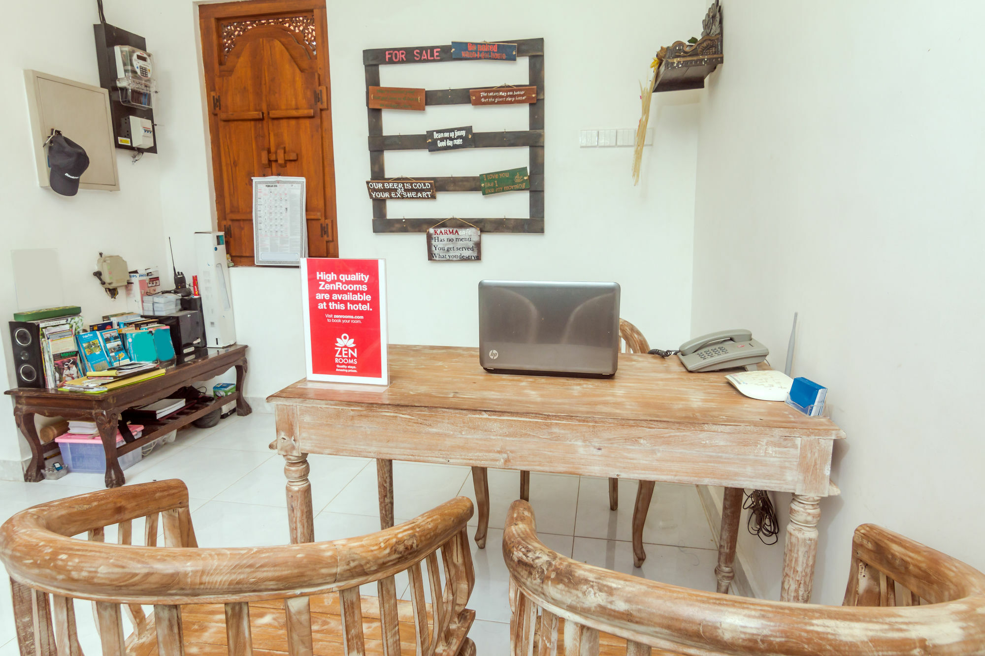 Zen Rooms Denpasar Mertasari Buitenkant foto